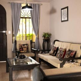 COLONIAL Suites