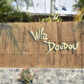 Gite d'Arles "Villa Doudou" – hotel w mieście Le Moule
