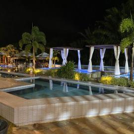 Apê com resort