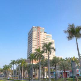 Acacia Hotel Manila, khách sạn ở Manila