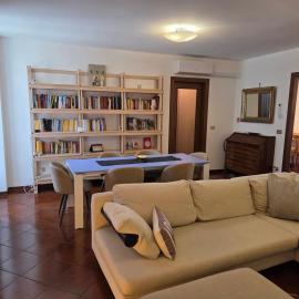 Tricesimo Appartamento Suite in Centro Storico