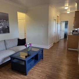 2 Bedrooms Guest Suite in Victoria, hotel in Victoria