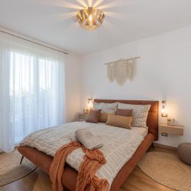 Lorry Living SOLUNA, hotelli kohteessa Cavalcaselle