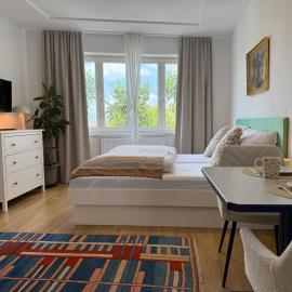 Appartement Khodai, hotell Grazis