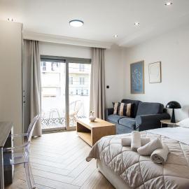 Kleoniki's Boutique apartment By Homebrain