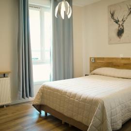 HOTEL IN PARIS, hotel in Aubervilliers