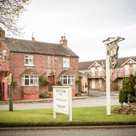 The Plough Inn & Restaurant, hotel en Congleton