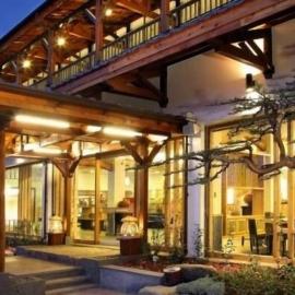 Dragon Manor Resort, hotel i Ren'ai