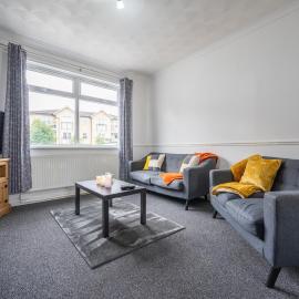 Maindee Parade by Tŷ SA