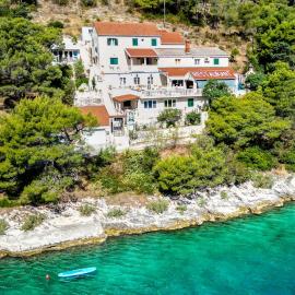 Lučica, Luxury Rooms By the Sea, hotel en Pučišća