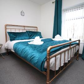 Junctions Way by Tŷ SA -3 bed in Newport