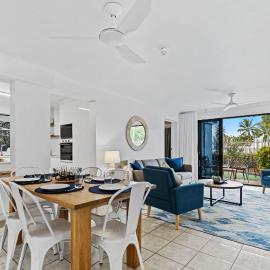 Rainforest and Reef Retreat Esplanade Ground Floor Apartment