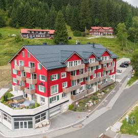 Krakonos Residence, hotel in Pec pod Sněžkou