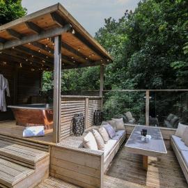 24 Meadow Retreat