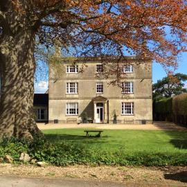 Crudwell House, Hotel in Crudwell