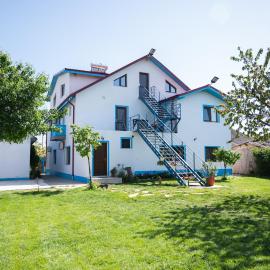 Casa Lebăda, hotel u gradu Žurilovka
