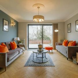 Luxury 3-Bed Apartment - Spacious, Stylish Stay, hotel in Bristol