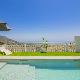 Cubo's La Santa Maria Mijas Pool & Sea View