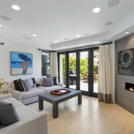 Poinsettia Palms - Chic & Luxe Patio Near Beach