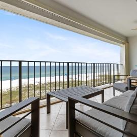 Spacious Beachfront Retreat - Sauna Pools & More, hotel u gradu Perdido Key