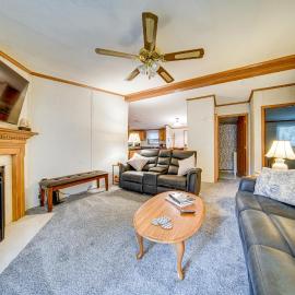 1 Mi to Lake Access: Erie Home w/ Private Backyard, Hotel in Erie