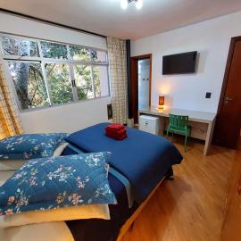 Pousada Casa Verde - Curitiba, hotel in Curitiba