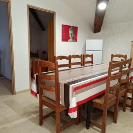 Gîte #10, 8 pers, Domaine De Ribiere, khách sạn ở Grospierres