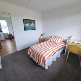 Karaka Modern 1 bedroom unit