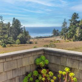 Architectural Treasure - Private Hot Tub