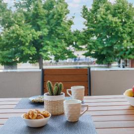 Red apple, hotel u gradu Kastoria