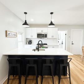 Jennifer's Elegant & Cozy Broadway Walkable Stay