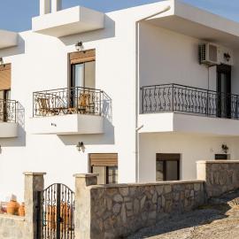 Gina's house، فندق في Asklipiḯon