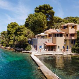 Porto Castello Villas