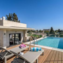 Penthouse with pool jerusalem