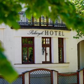 Viesnīca Hotel Pałacyk Konin Koņinā