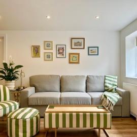 Delightful 2 bed detached bungalow Cotswolds edge