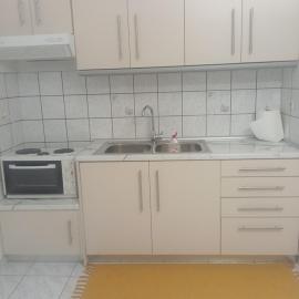 Ευρυχωρο ισόγειο διαμέρισμα, hotel sa Moláoi