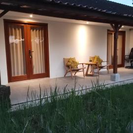 Rumah Kemuning Bali, hotell i Gianyar