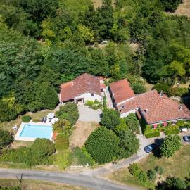 Chambre d'Hôtes de luxe - Domaine de Gargoris I Piscine et nature