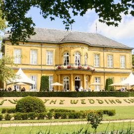Hotel Kasteel Oost: Valkenburg şehrinde bir otel