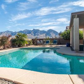 Mountain View Beauty with Pool