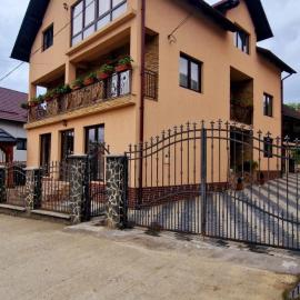 Casa Morarului, hotel in Bîrsana