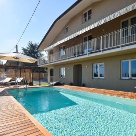 4 Bedroom Gorgeous Home In Massarosa, хотел в Масароза