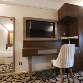 فندق التامور, hotell sihtkohas Al ‘Azīzīyah