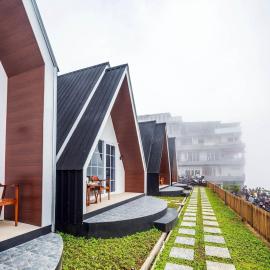 Glamping Sarangan, hotel in Sarangan