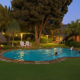 Kyalami에 위치한 호텔 Lipizzaner Lodge - Kyalami, Midrand