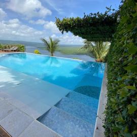 Calalas Lodge: Nindirí'de bir otel