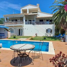 Appartement & Spa - Panoramic Olivars, хотел в Pau