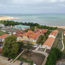 Plages à 50m - Spacieux appartement T4 - 8 couchages - résidence premium au calme - nature, village et port à pieds, hotel di Boyardville