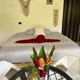Deer House Cabuya, hotel a Cabuya